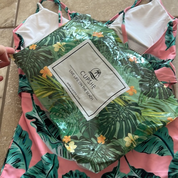 CUPSHE Size S one piece green tropical leaves and pink monokini bathing suit - Picture 7 of 7